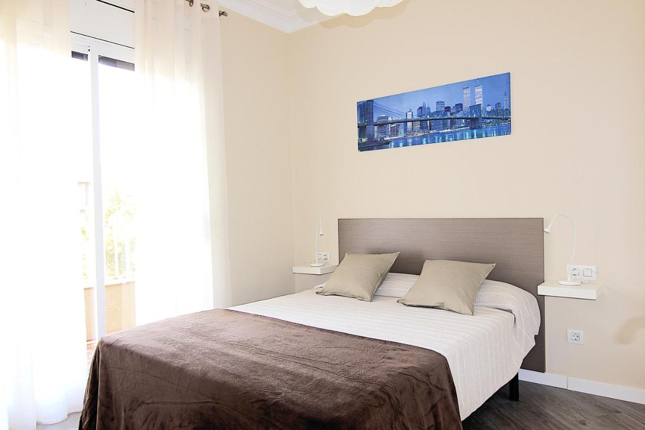 Felip - Spacious And Quiet Apartments Barcellona Esterno foto