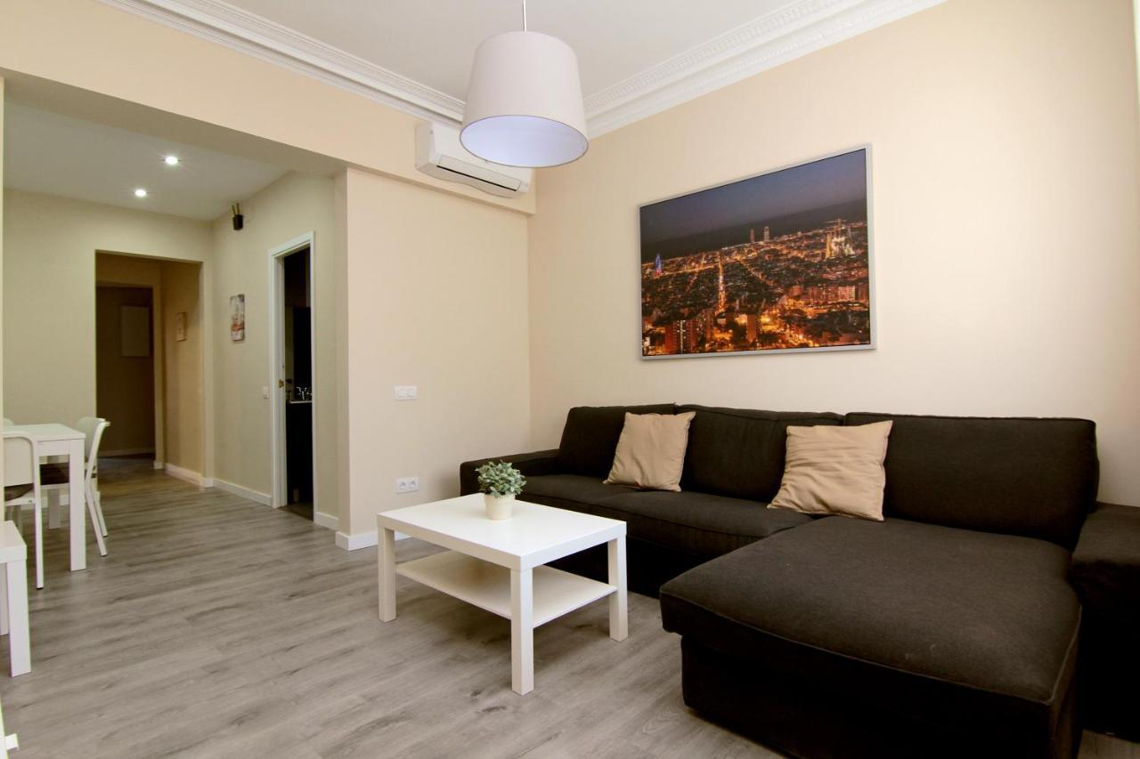 Felip - Spacious And Quiet Apartments Barcellona Esterno foto