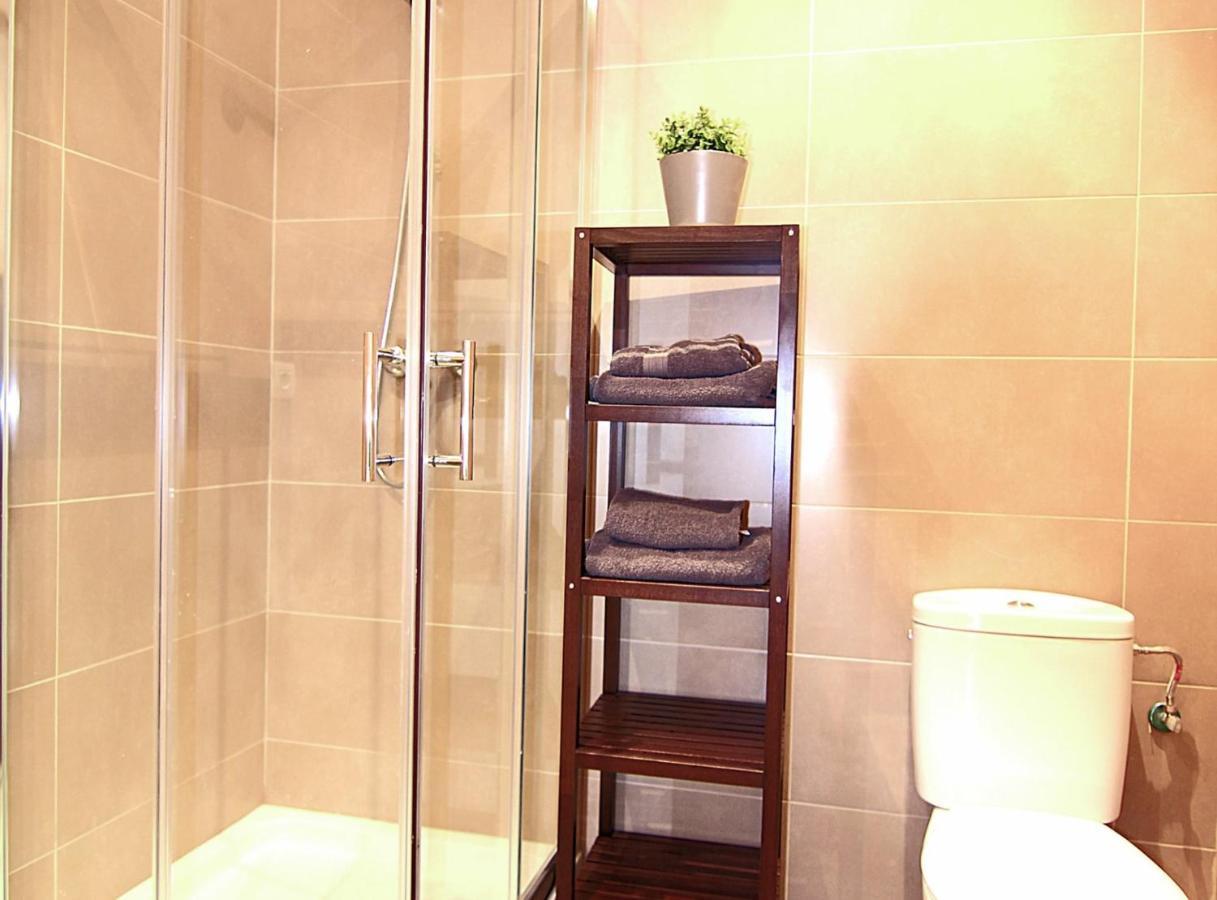 Felip - Spacious And Quiet Apartments Barcellona Esterno foto